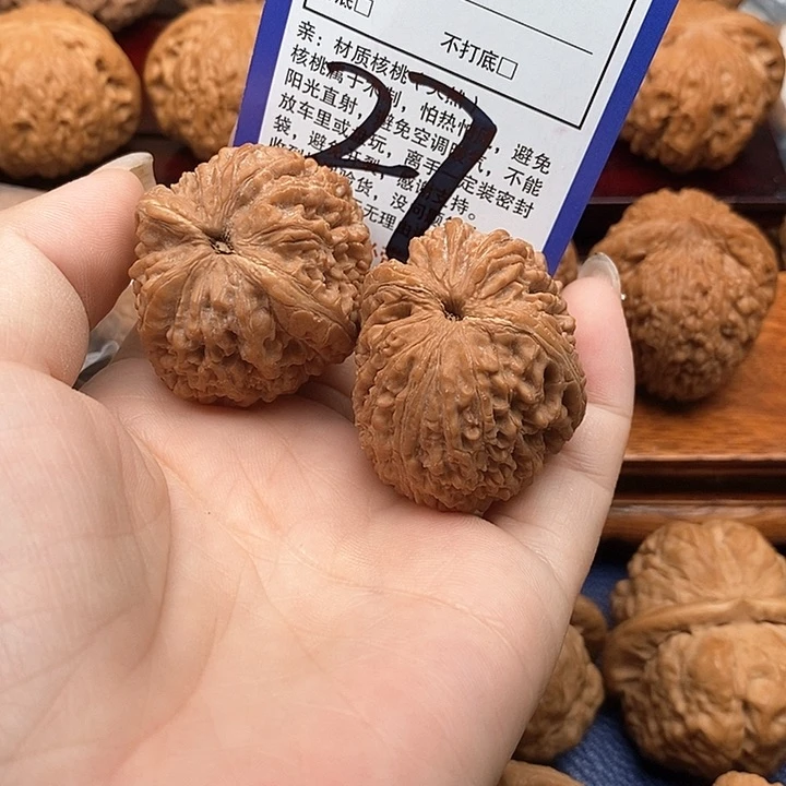 桃核吊坠乐*刘大蒜头狮子头34