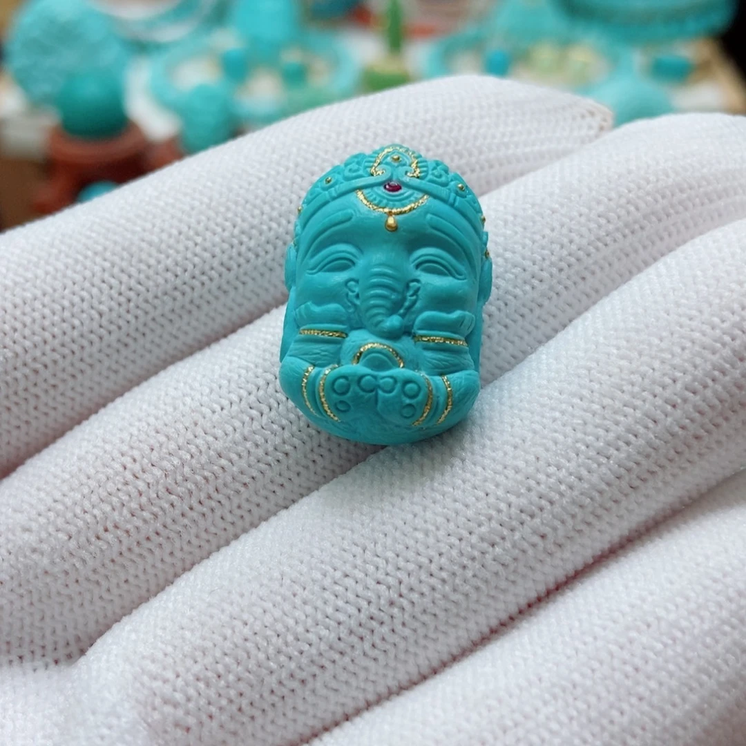 未镶嵌绿松石象神