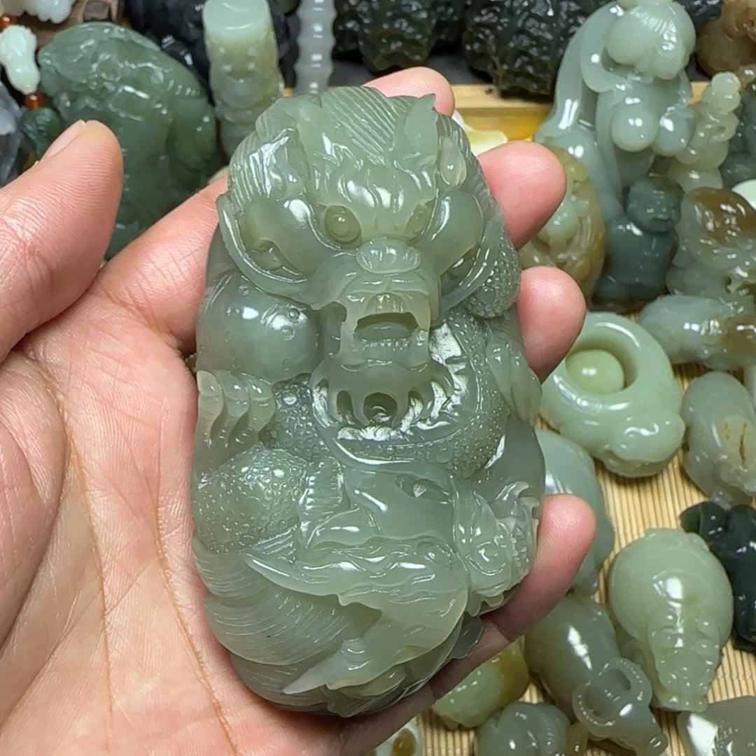 未镶嵌和田玉挂件