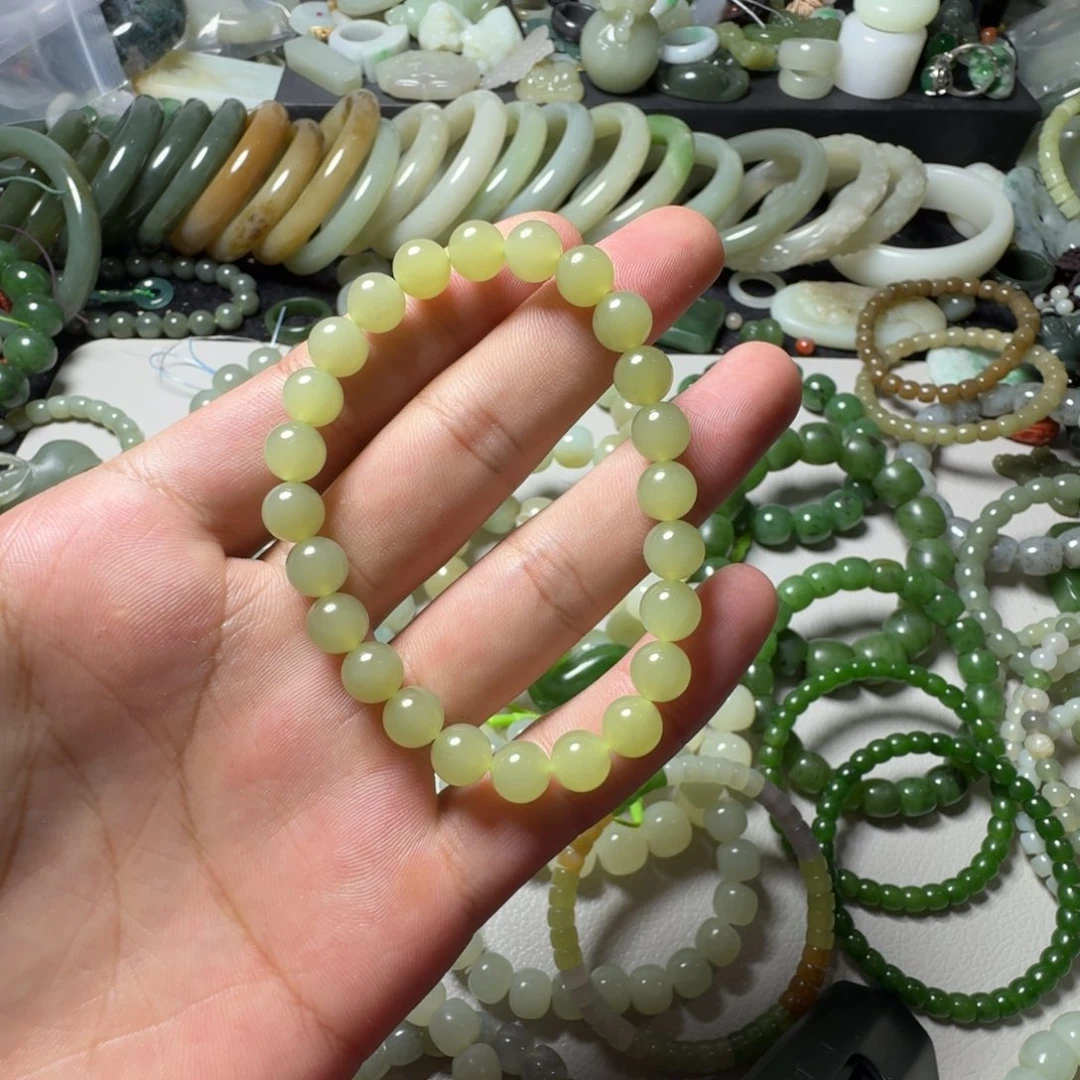 和田玉未镶嵌手串