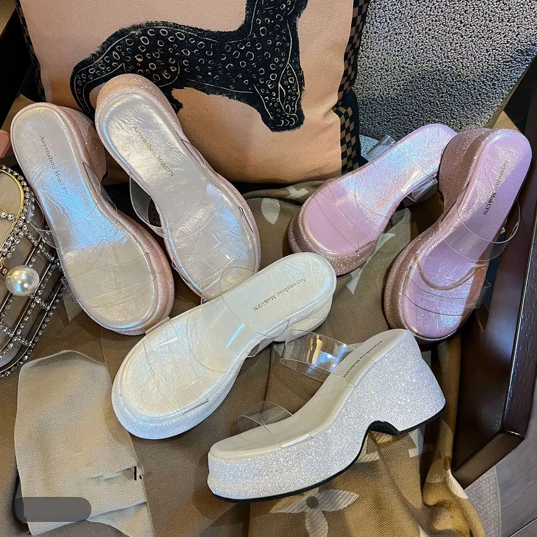 时尚厚底坡跟凉拖鞋女2025夏季松糕透明带小个子厚底增高拖鞋外穿