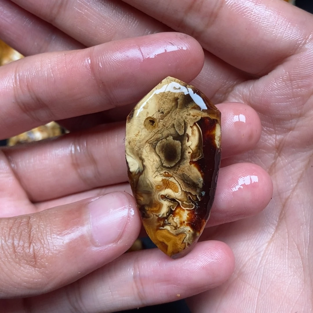 定制琥珀未镶嵌定制