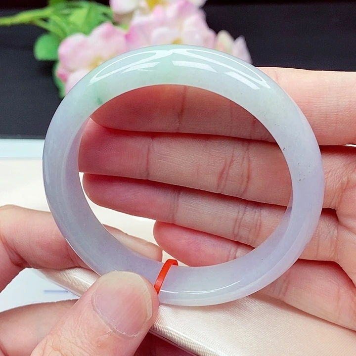 翡翠手镯未镶嵌57圈