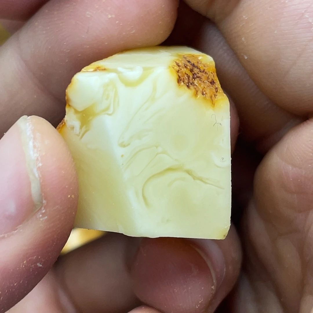 未镶嵌定制琥珀定制