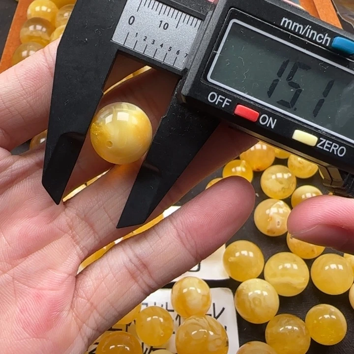 蜜蜡未镶嵌珠宝奇石天然64