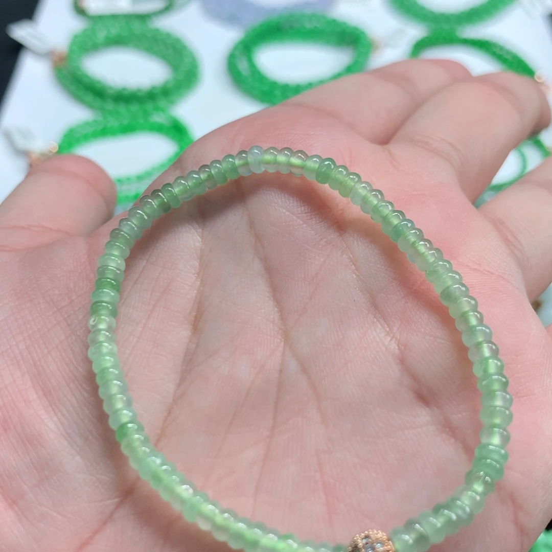 翡翠未镶嵌手链翡翠