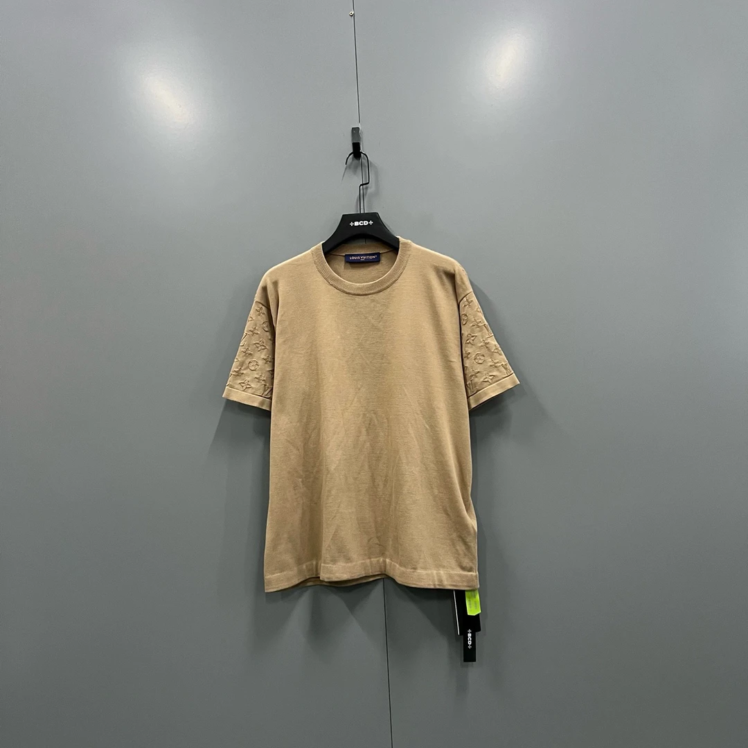 95新 LouisVuitton/路易威登 ab927 610137 lv 卡其拼接短袖 L码