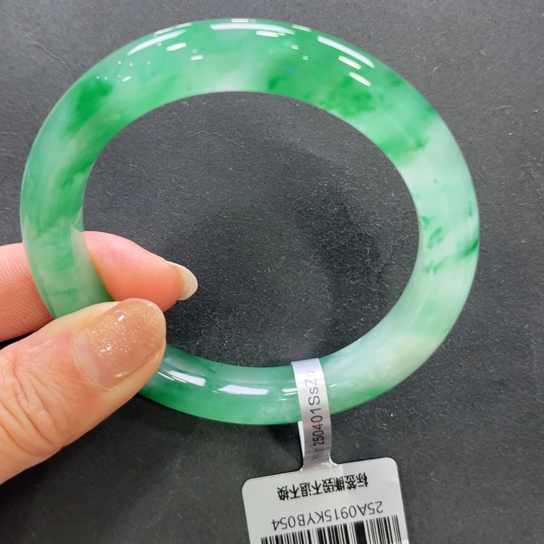 石英质玉（非洲翠）未镶嵌手镯➕小玥57