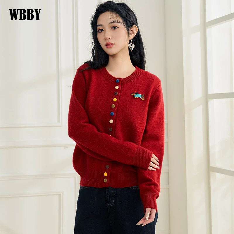 圆领套头毛衣薄外套2025春季彩扣小狗刺绣红色衣服宽松多巴胺女