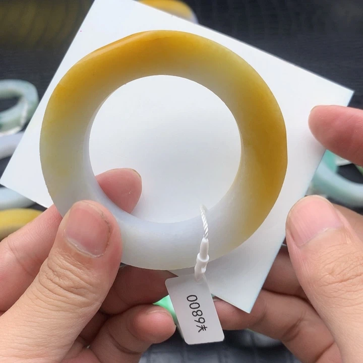 定制翡翠未镶嵌定制