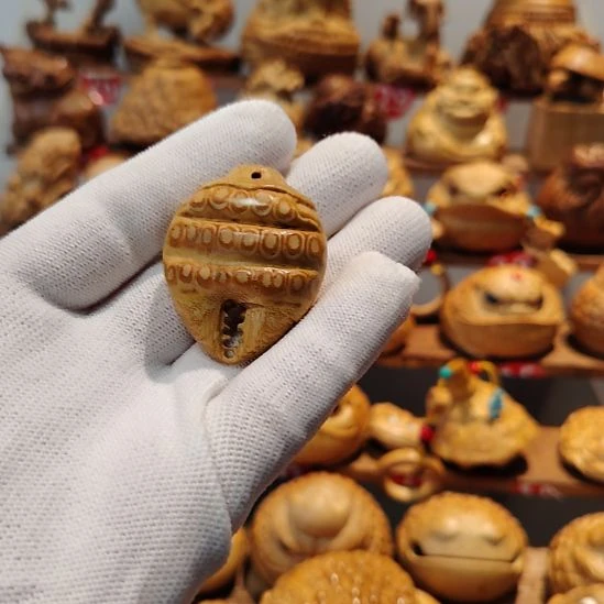 陶瓷竹根雕有钱在手