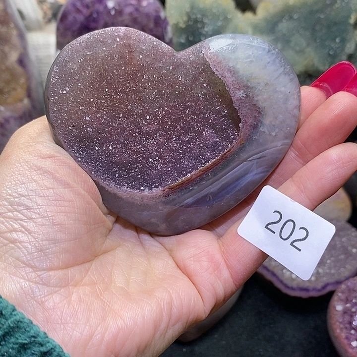 紫晶未镶嵌大型摆件（非配饰）