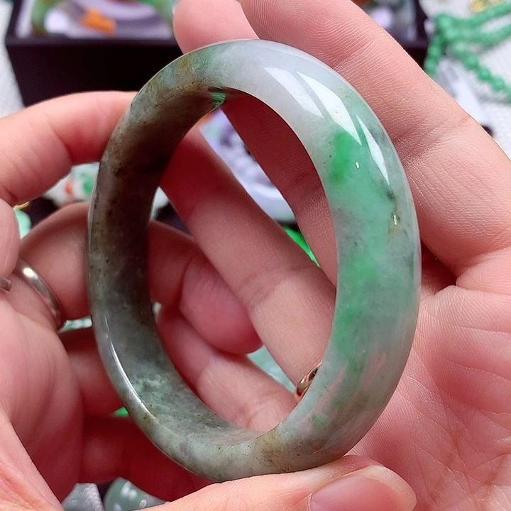 未镶嵌手镯翡翠翡翠