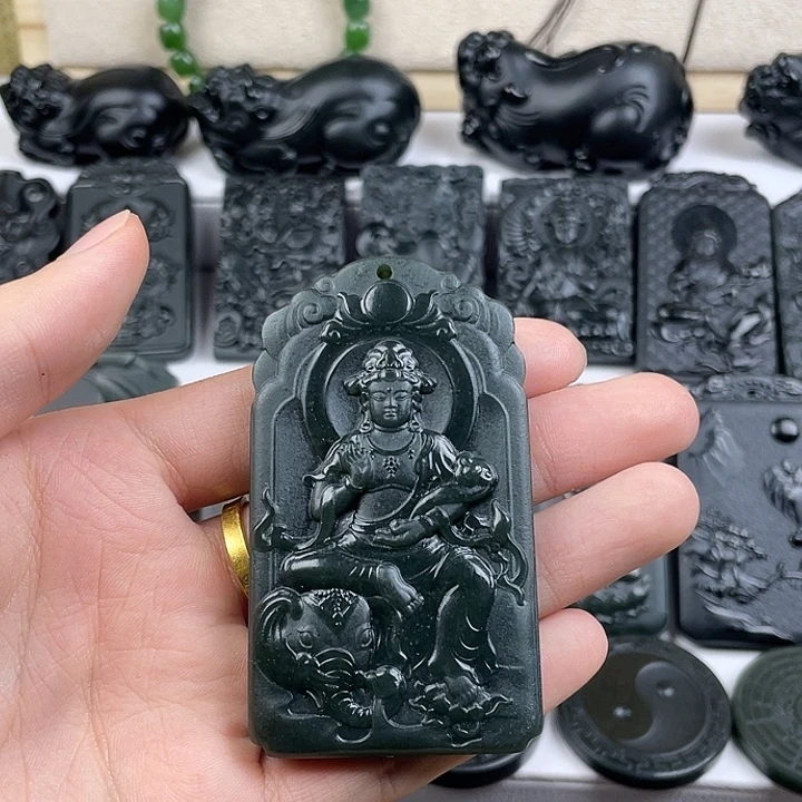 发***海和田玉（青玉）未镶嵌颈饰
