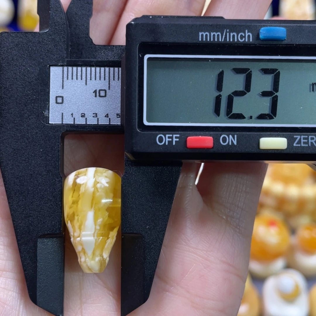 琥珀未镶嵌裸石琥珀蜜蜡