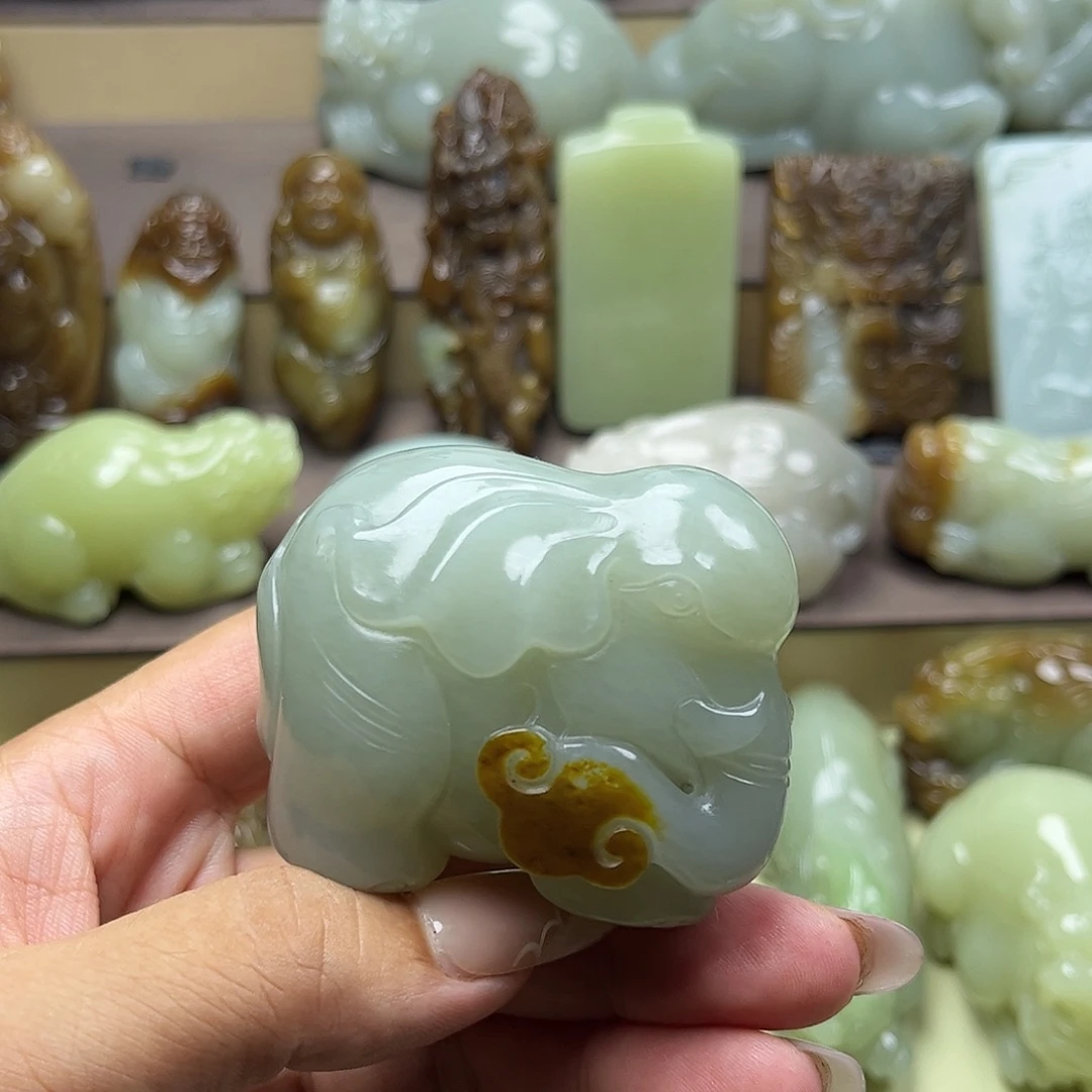 P***安和田玉未镶嵌挂件