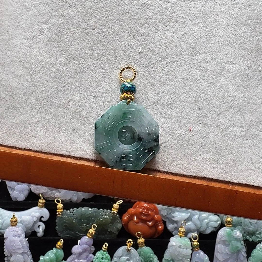 吊坠(赠链)未镶嵌翡翠