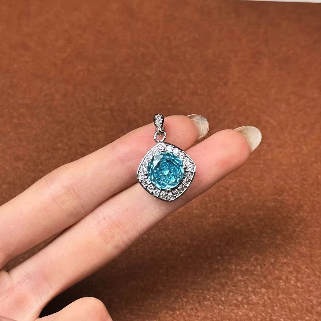 如懿镀K金高订699-轻奢幻彩海蓝精切合金吊坠