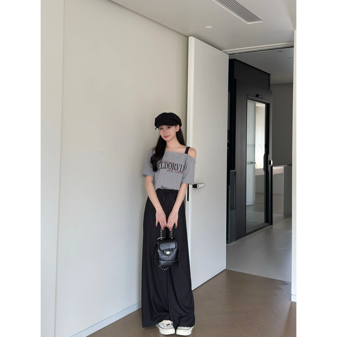 韩系一字领斜肩设计感字母短袖T恤宽松休闲露肩打底衫2025夏新款