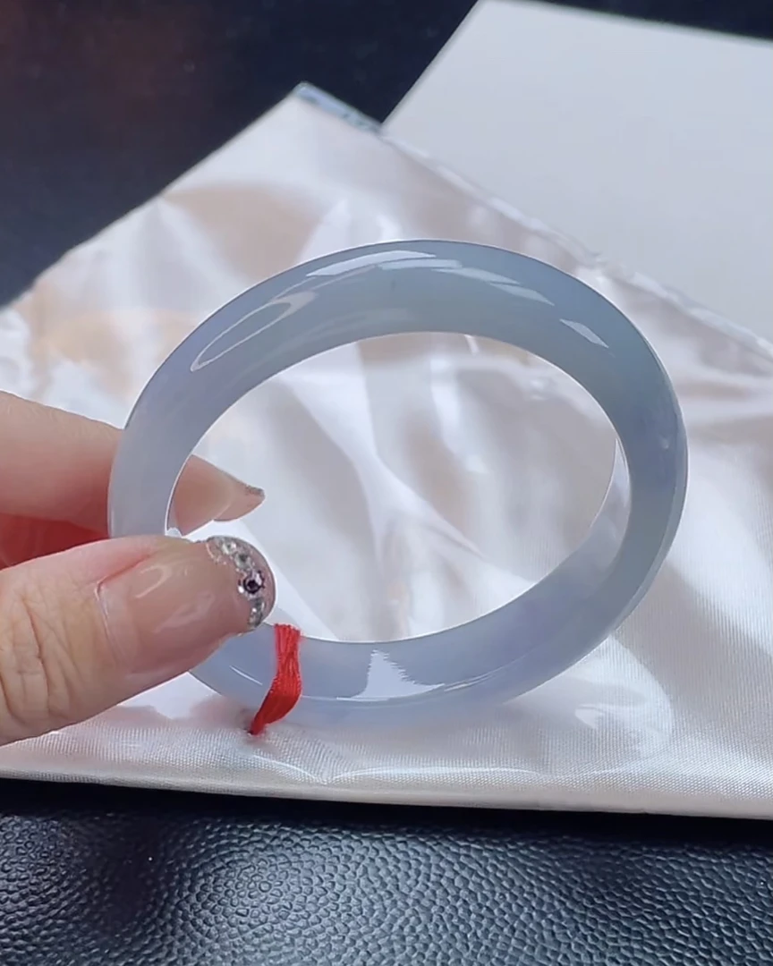 翡翠手镯未镶嵌翡翠S