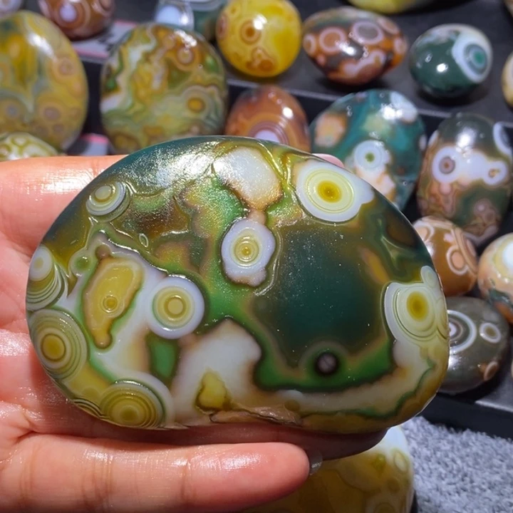 玛瑙/玉髓未镶嵌珠宝奇石32