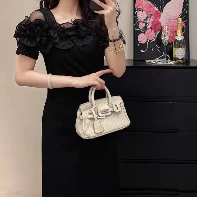 528/1280/125-8    立体花朵斜肩连衣裙女赫本风褶皱收腰