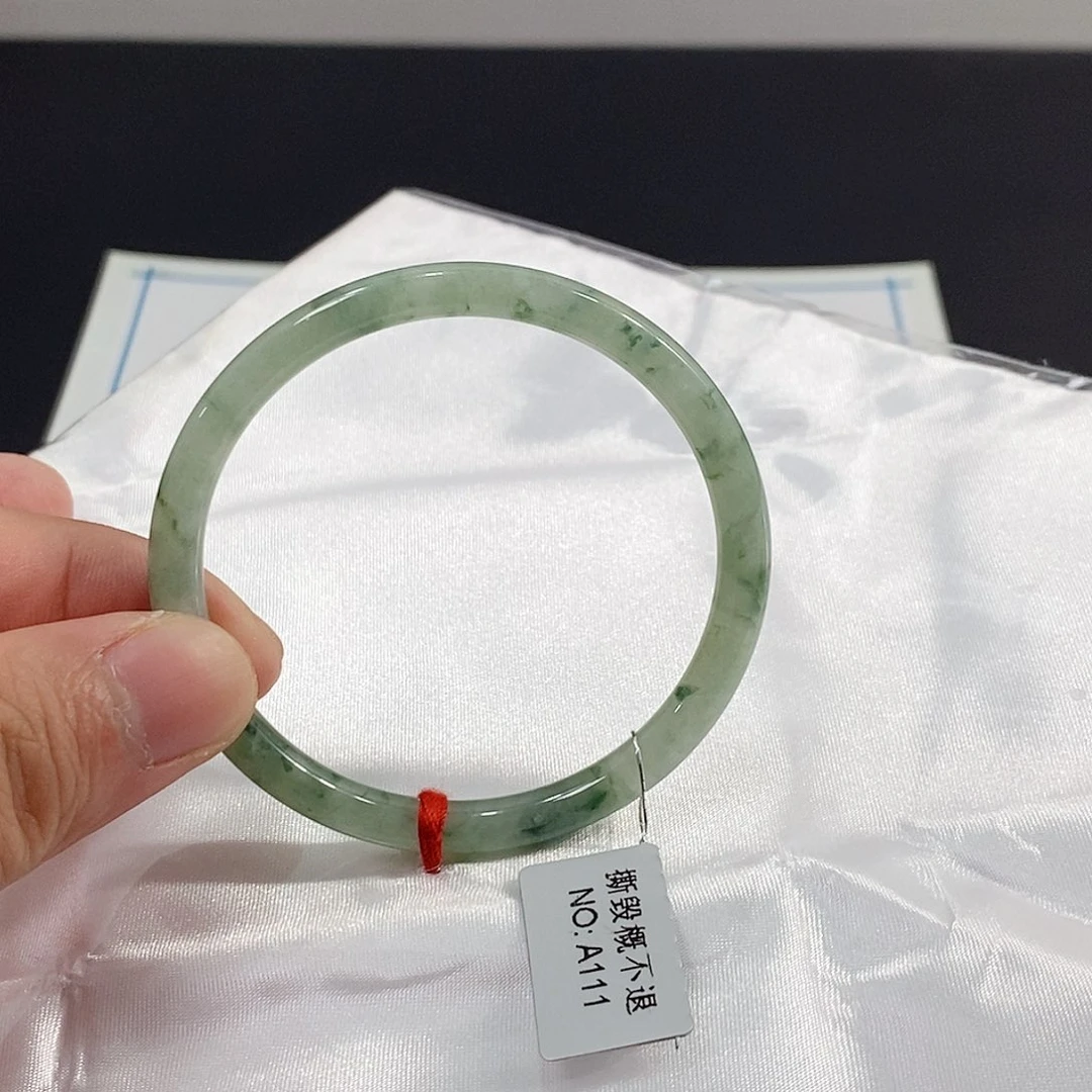 翡翠未镶嵌手镯手镯