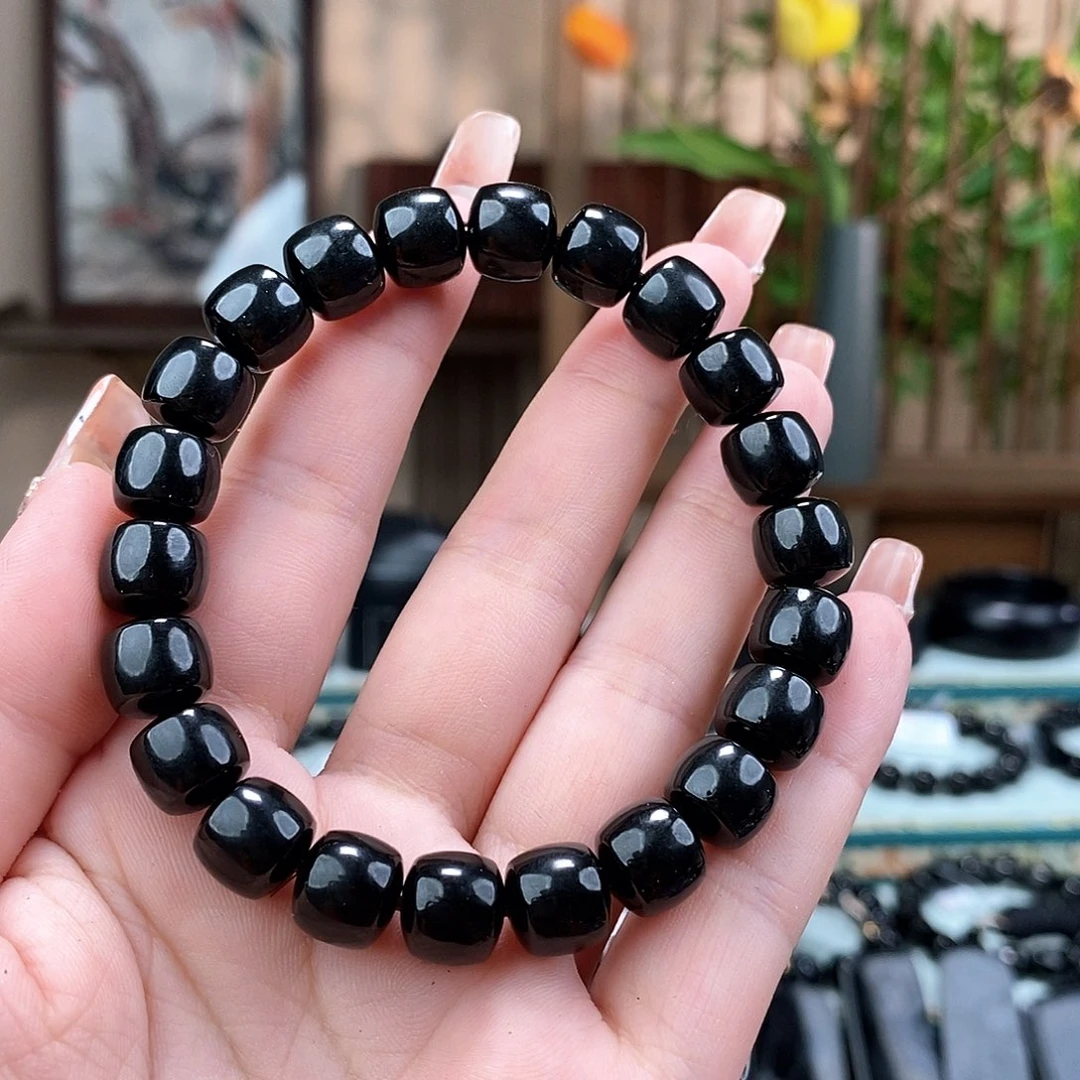 手串未镶嵌和田玉浮****春