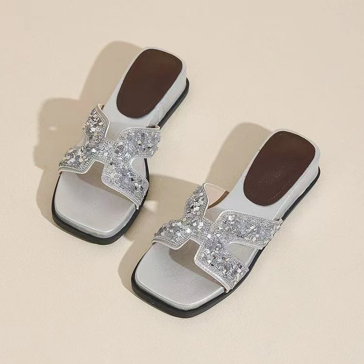 2025年夏季新款网红百搭法式休闲仙女风时尚舒适水钻拖鞋