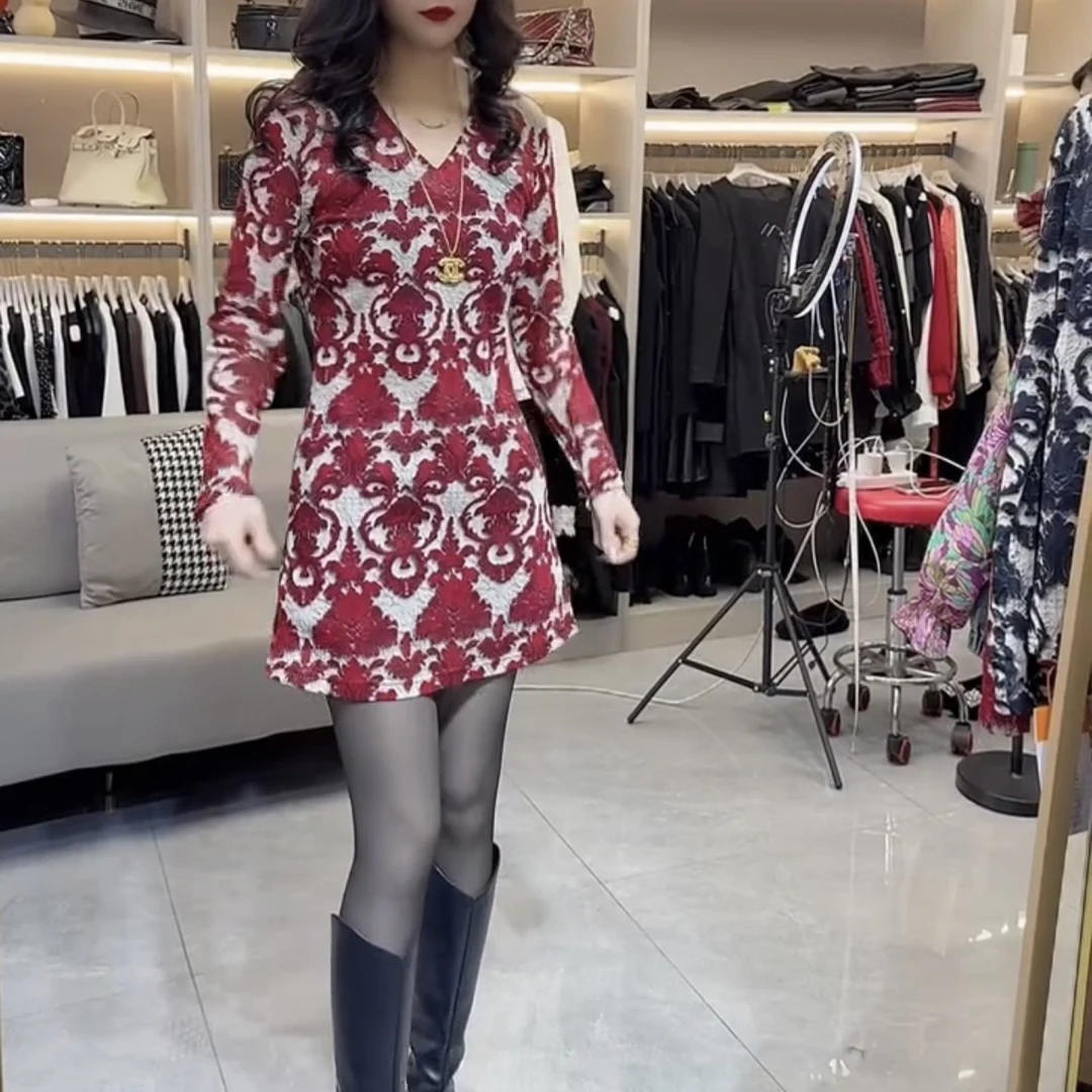 印花设计感长袖T恤女秋冬百搭显瘦高弹遮肉打底衫上衣