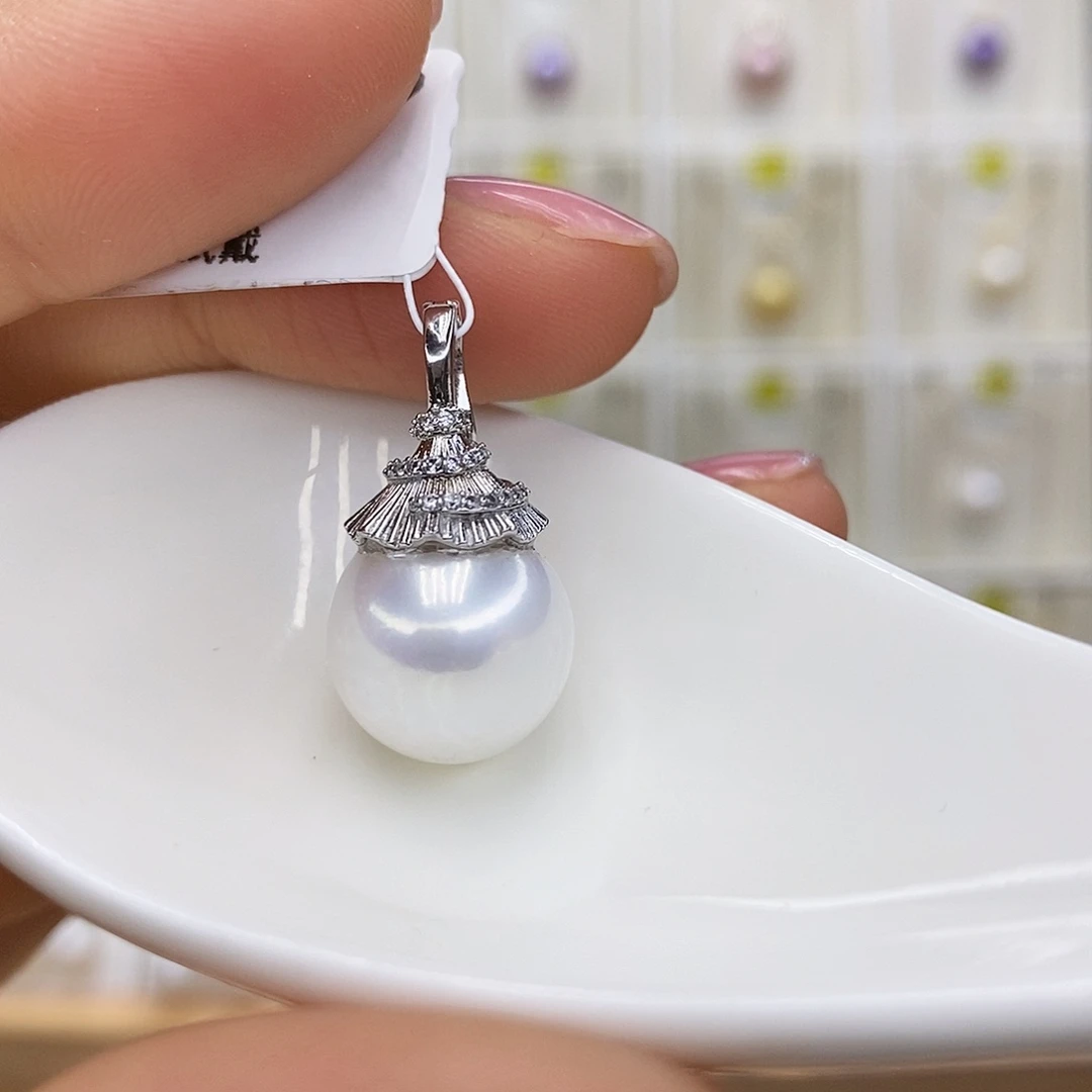 未镶嵌吊坠(赠链)淡水珍珠