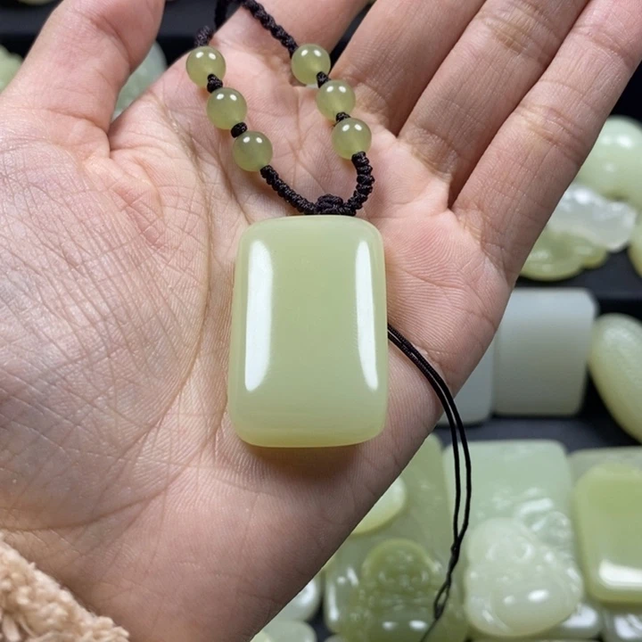 晴水色面包牌36mm