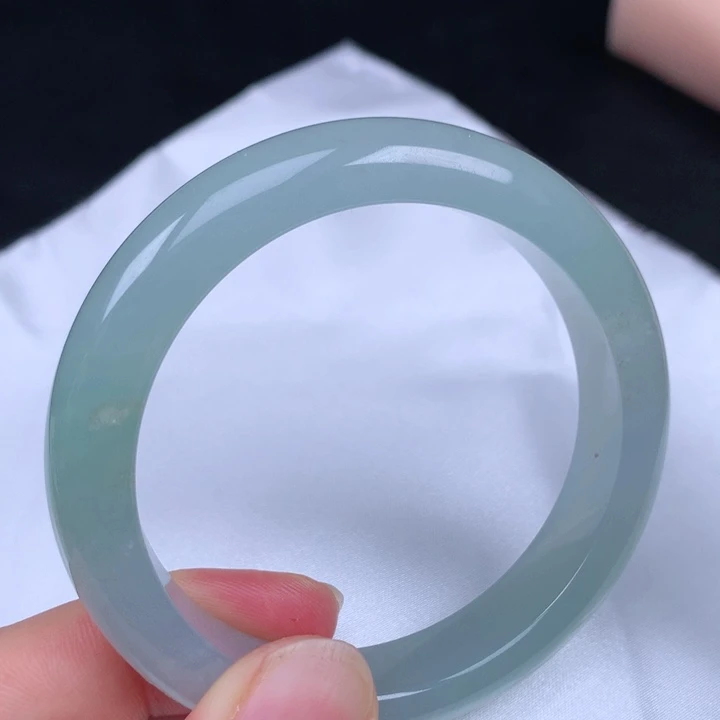 翡翠未镶嵌手镯b0517-2