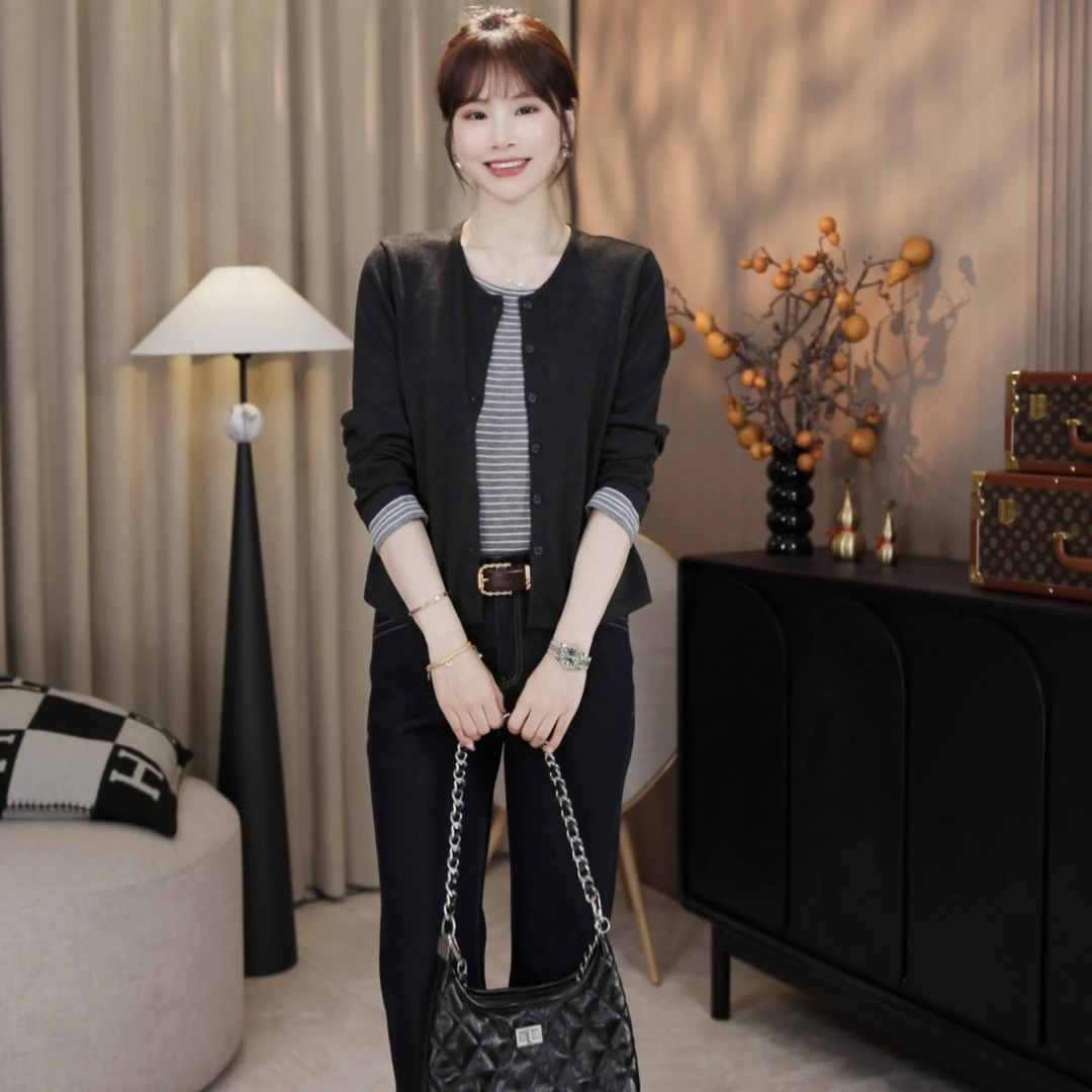 LMENY“叠叠乐开衫”桑蚕丝羊毛假两件条纹拼接微笑领针织衫25CM011