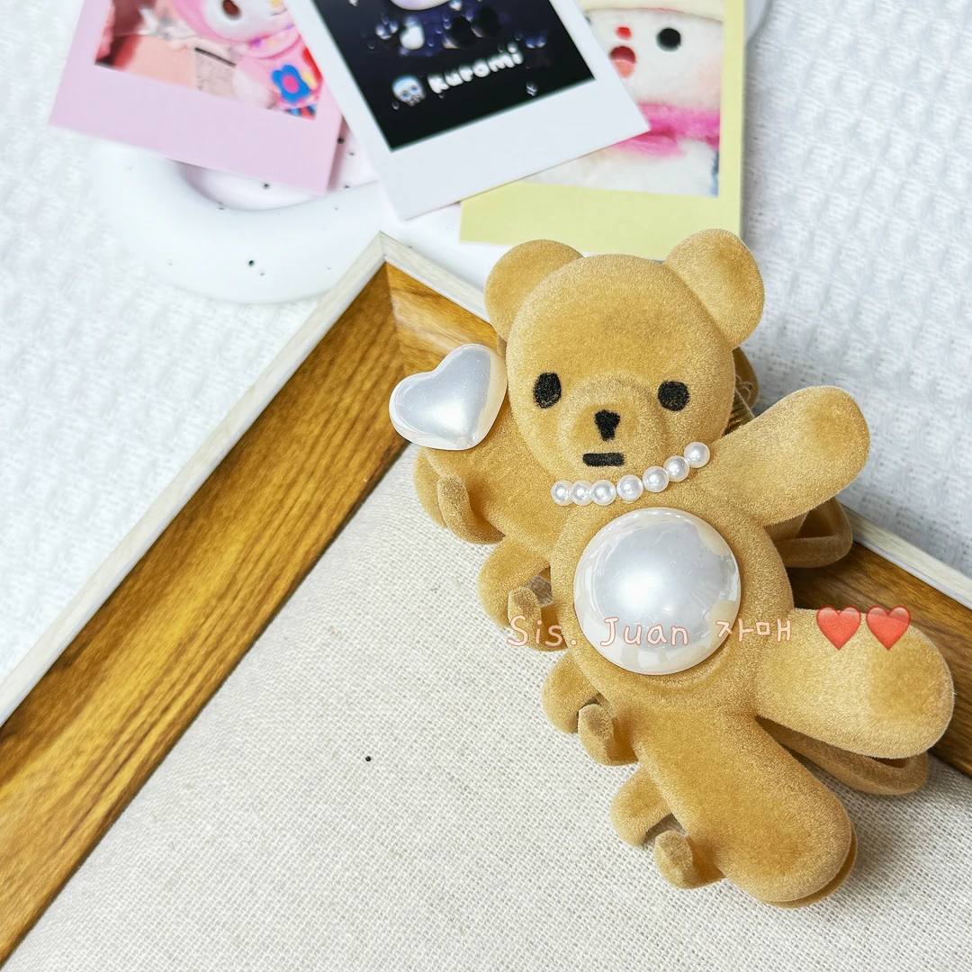 韩国东大门咖色招手立体小熊抓夹  AG0010