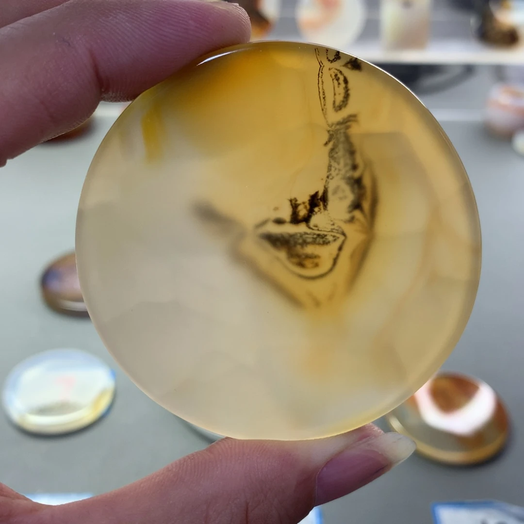 未镶嵌颈饰玛瑙/玉髓