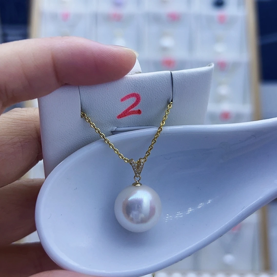 淡水珍珠吊坠(不含链)18K金镶嵌