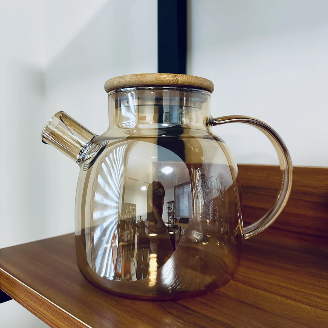 处理金色竹盖壶1500毫升高硼硅玻璃热水壶壶身划痕‼️