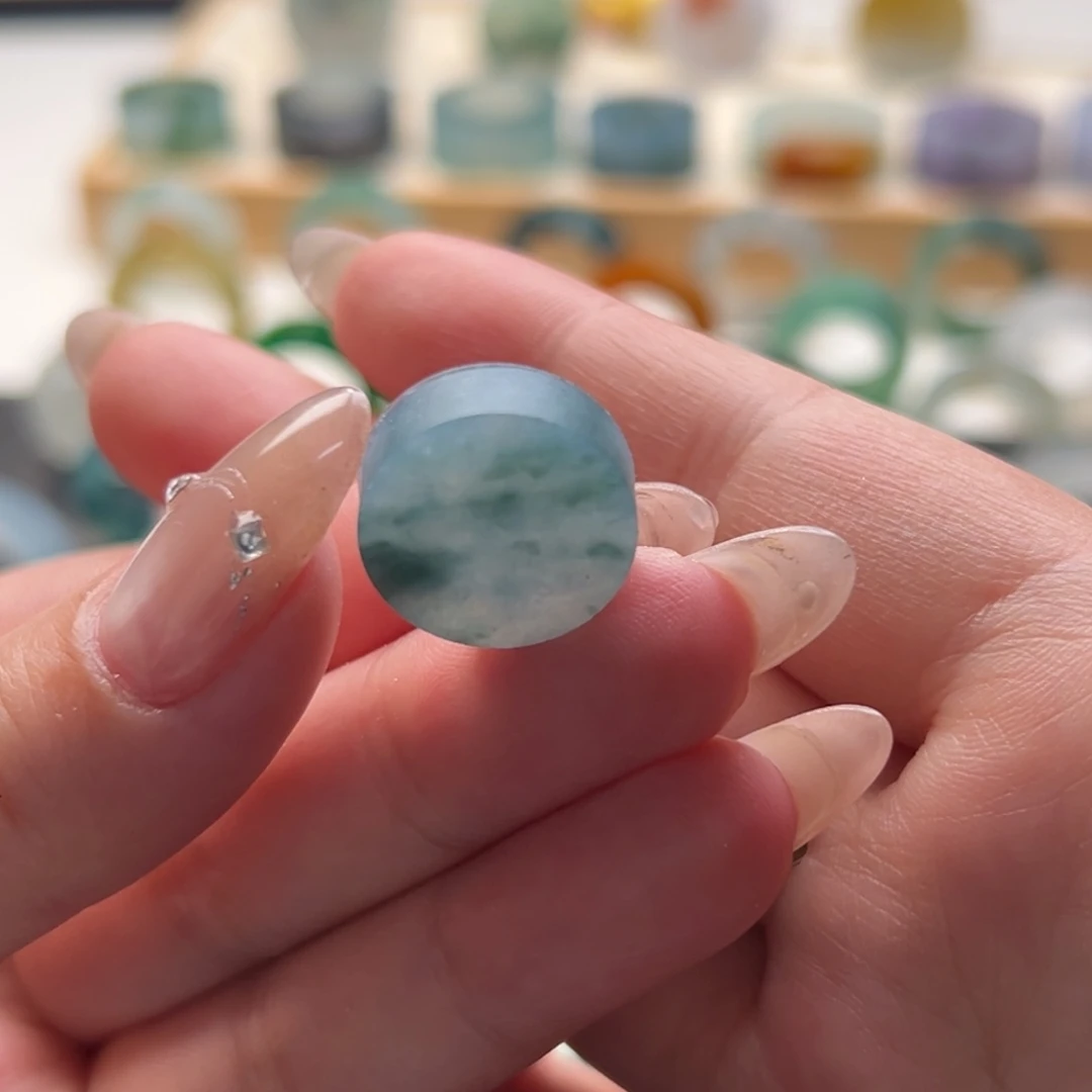 定制翡翠未镶嵌戒心