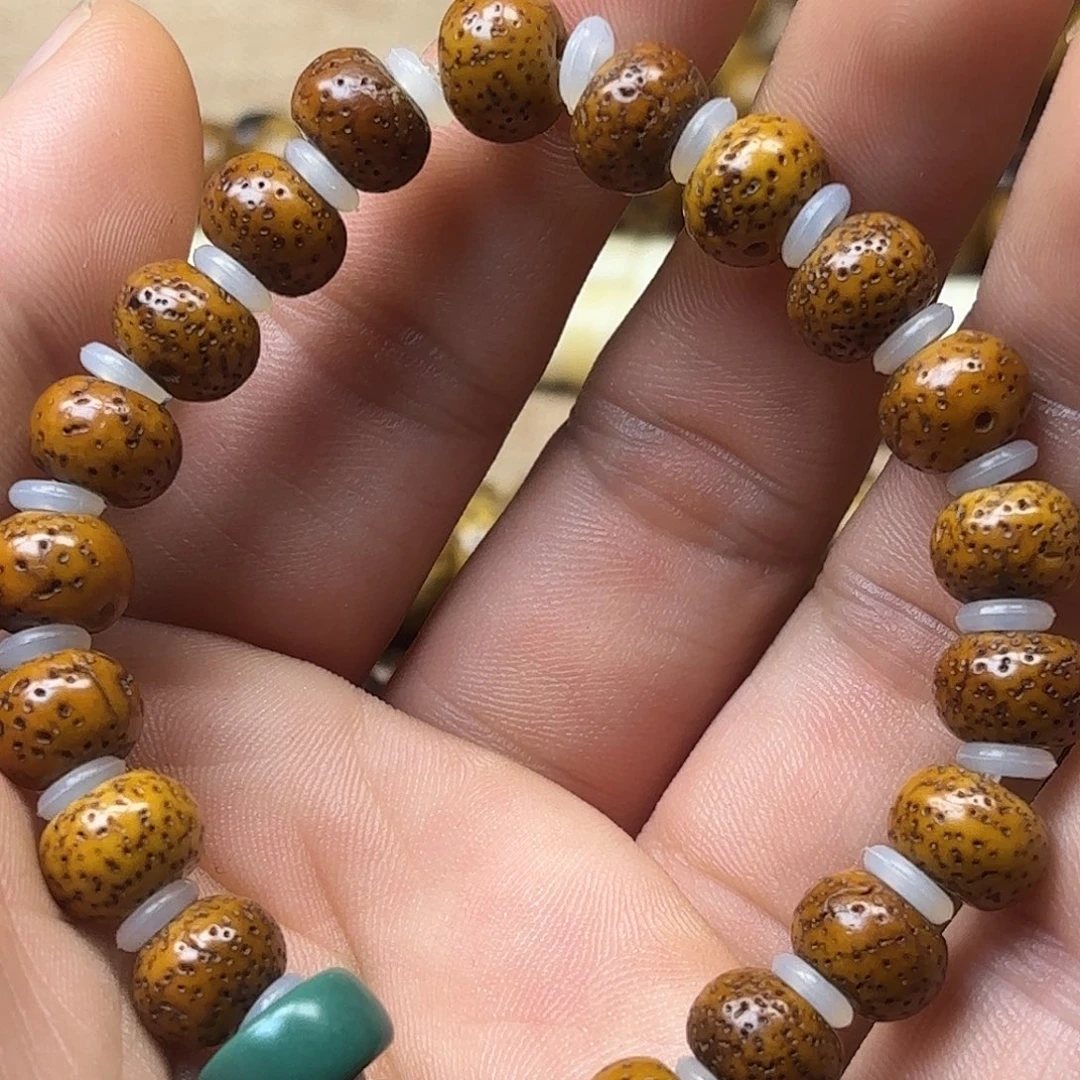 星月菩提吊坠哈哈这才刚