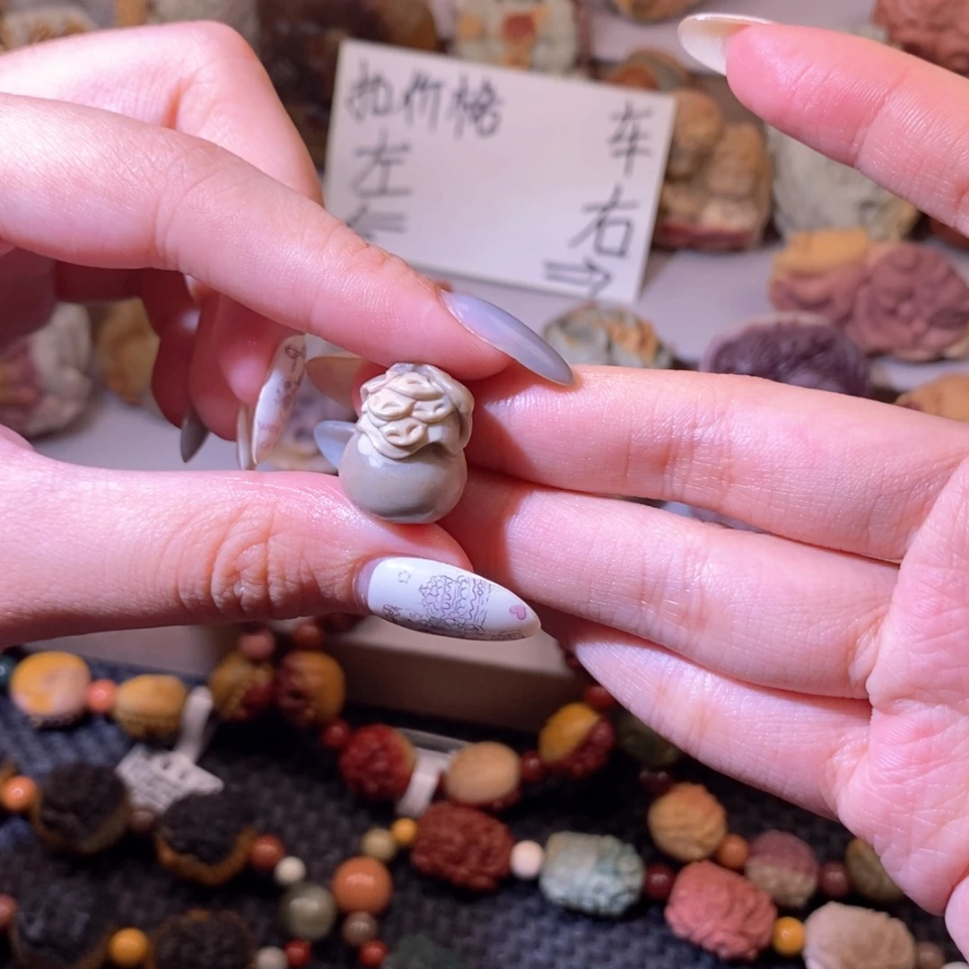 石英质玉（阿拉善玉）未镶嵌手链