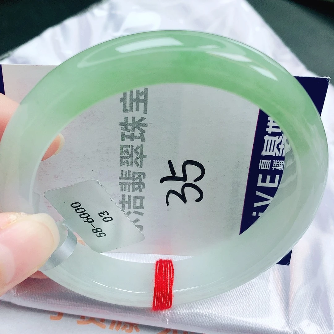 翡翠未镶嵌手镯缅甸天然A货翡翠手镯