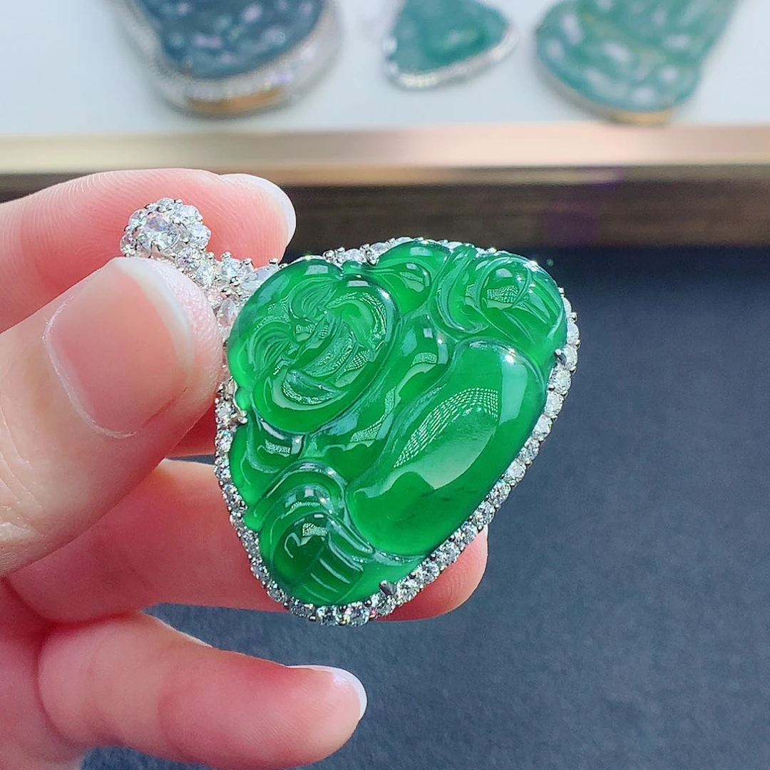 翡翠颈饰银S925镶嵌翡翠