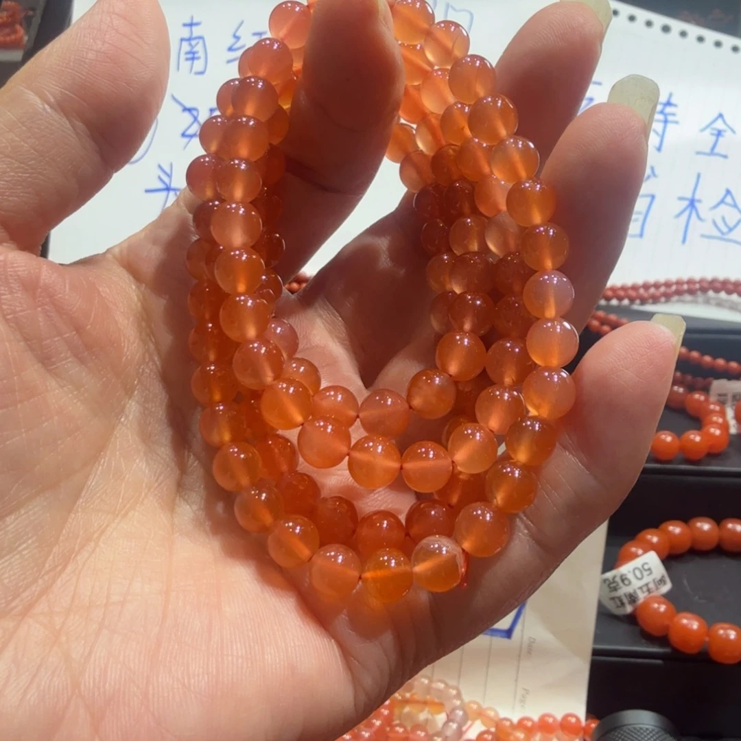 豆***豆南红玛瑙未镶嵌颈饰