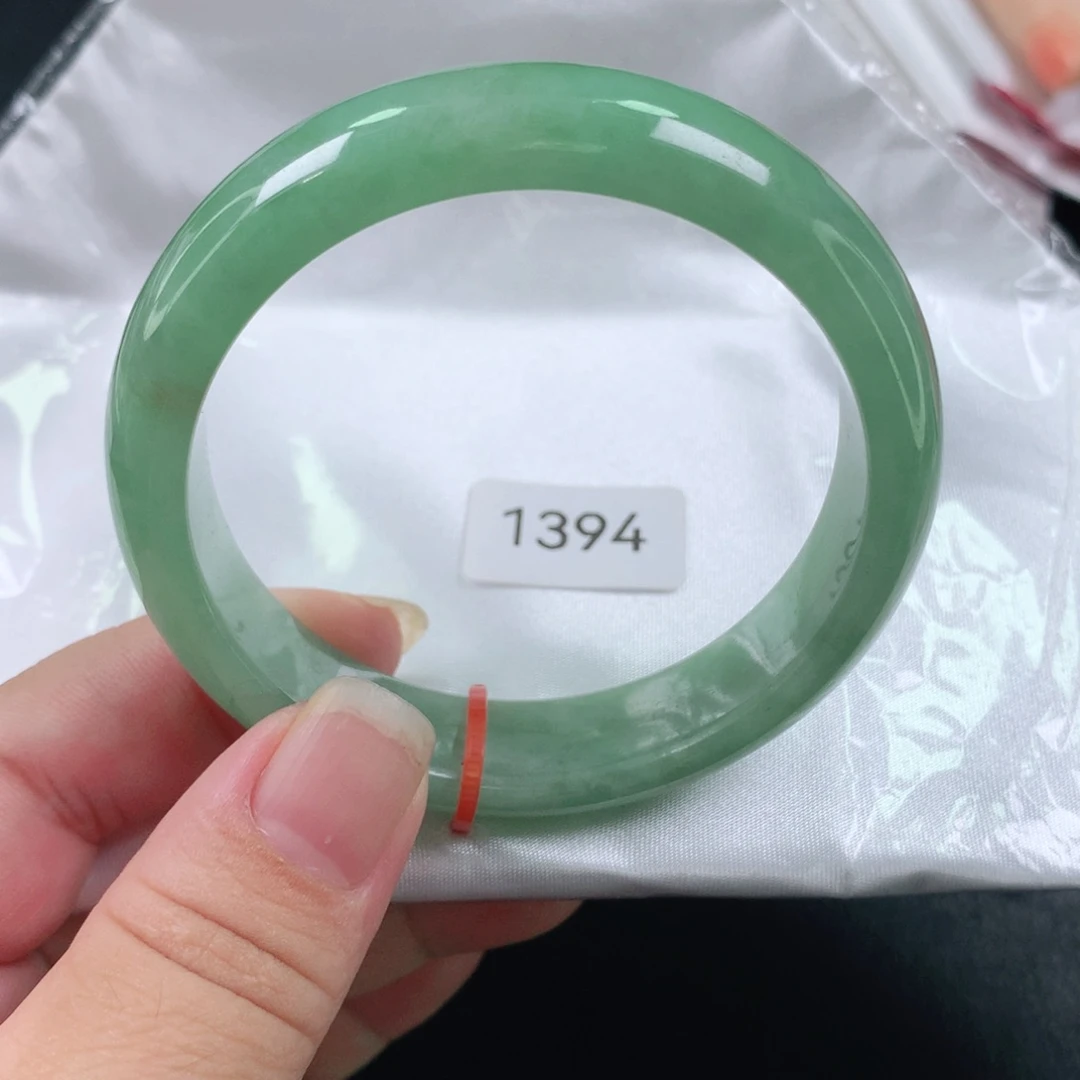 未镶嵌手镯翡翠天然翡翠