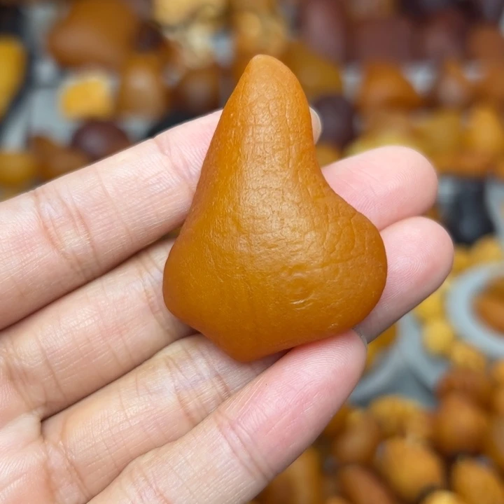 琥珀未镶嵌裸石天然蜜蜡