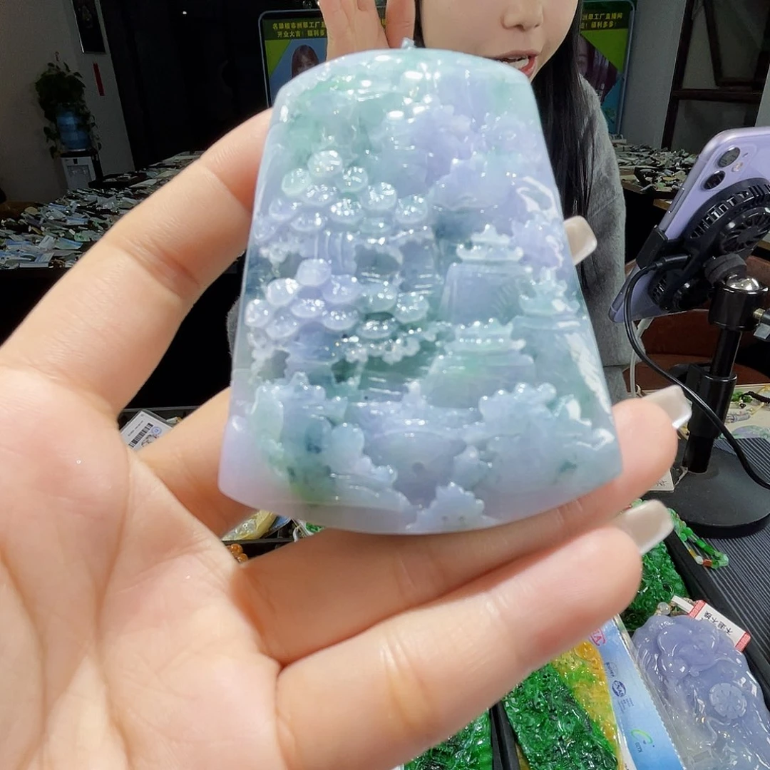 颈饰未镶嵌翡翠一