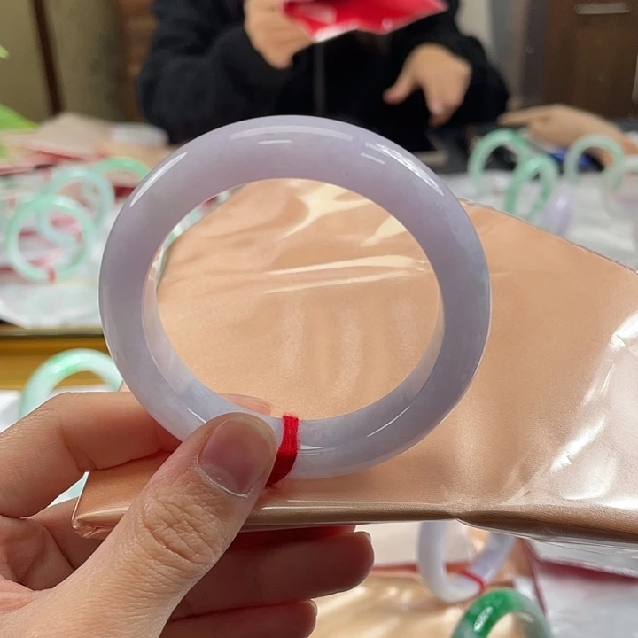 翡翠手镯未镶嵌5455正圈