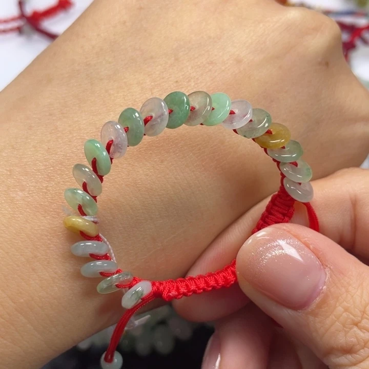 翡翠未镶嵌手绳799999999