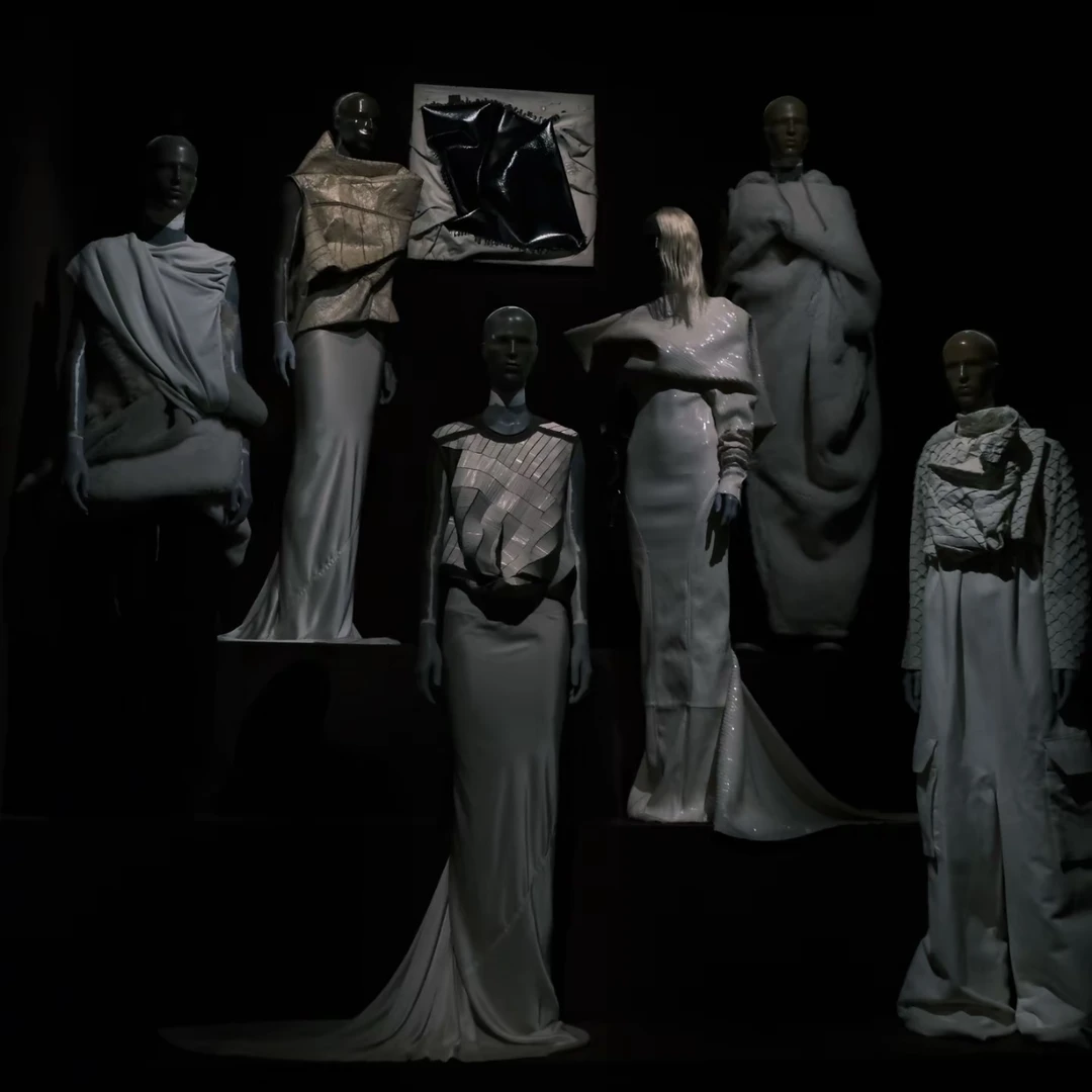 ”恩恩“-三十字 / 8034# 新款2026春夏男装上衣百搭时尚长袖